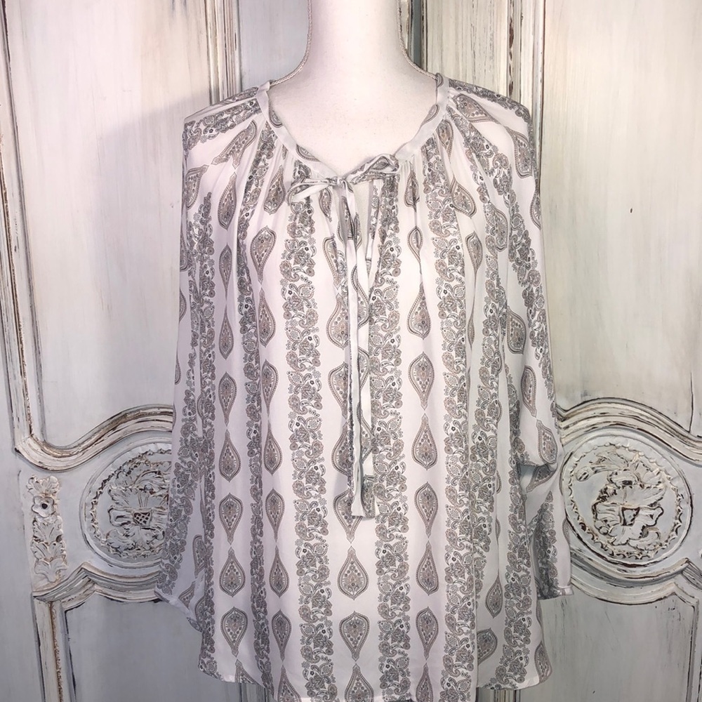 Cotton On  Designed in Australia Long Sleeve Poets Blouse Size Medium